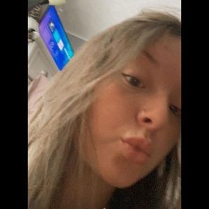 Meet your Posher, Levie